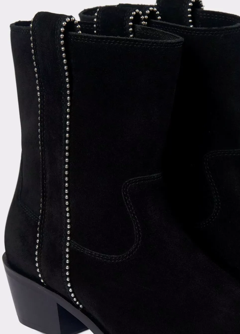 Botin Alto Tiras Bolitas Piel