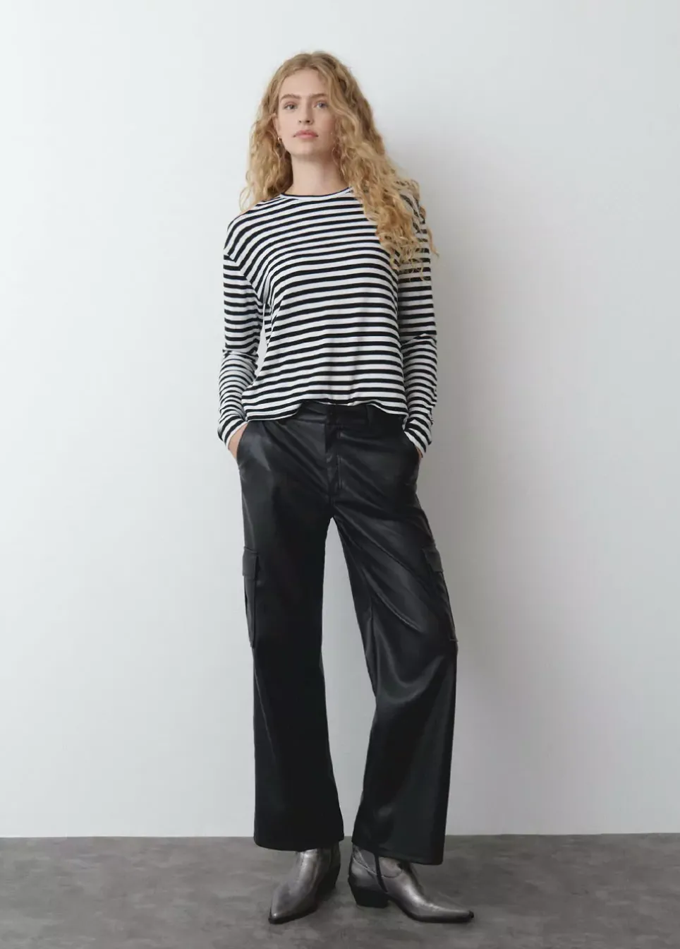 Camiseta Rayas Cut Out Hombros